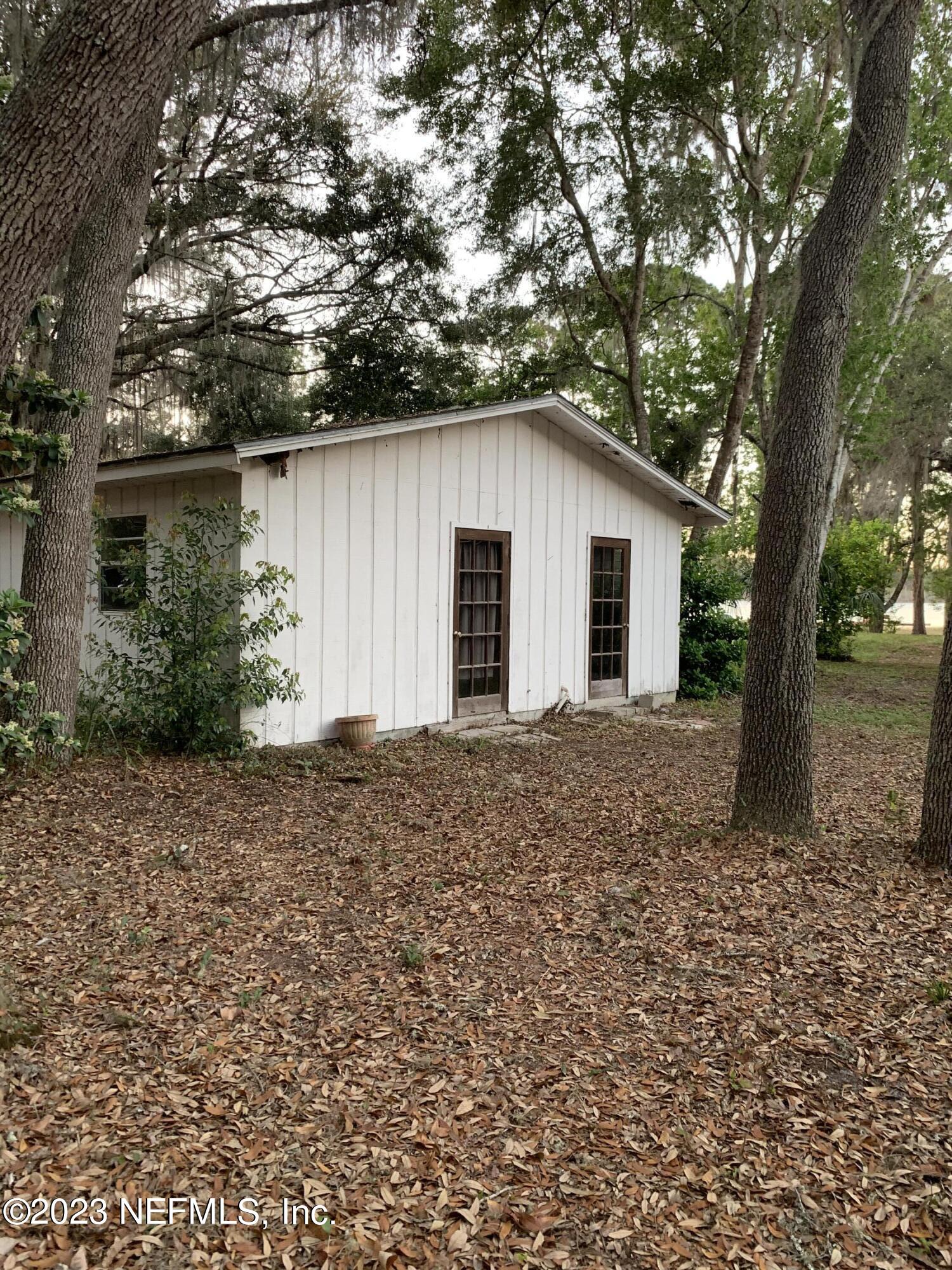 199 Clear Lake Road Crescent City, FL 32112 - Photo 28 of 30 GUEST HOUSE