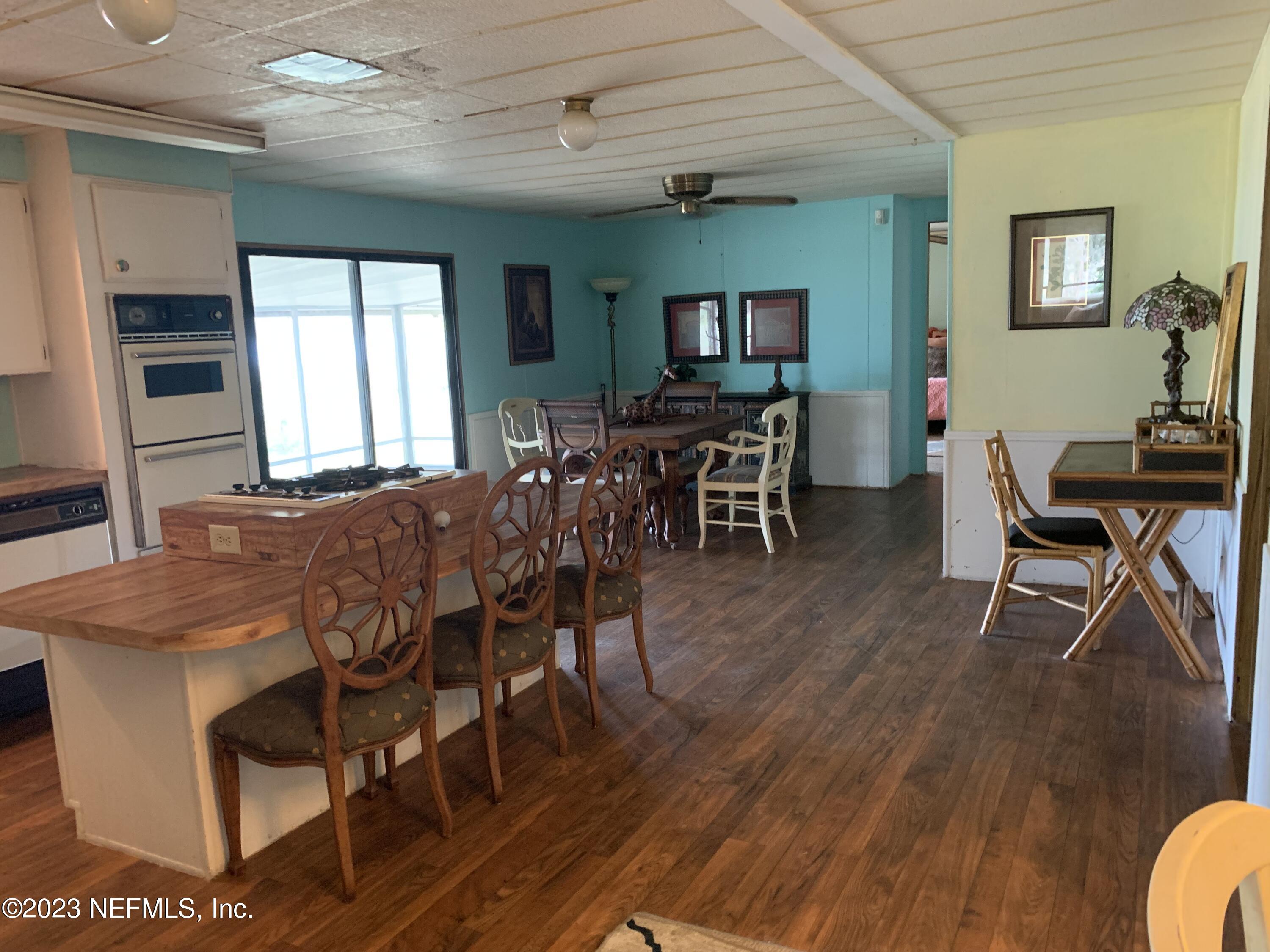 199 Clear Lake Road Crescent City, FL 32112 - Photo 6 of 30 AB5DACE1-545C-4DF9-BD66-523C34B5BDD4