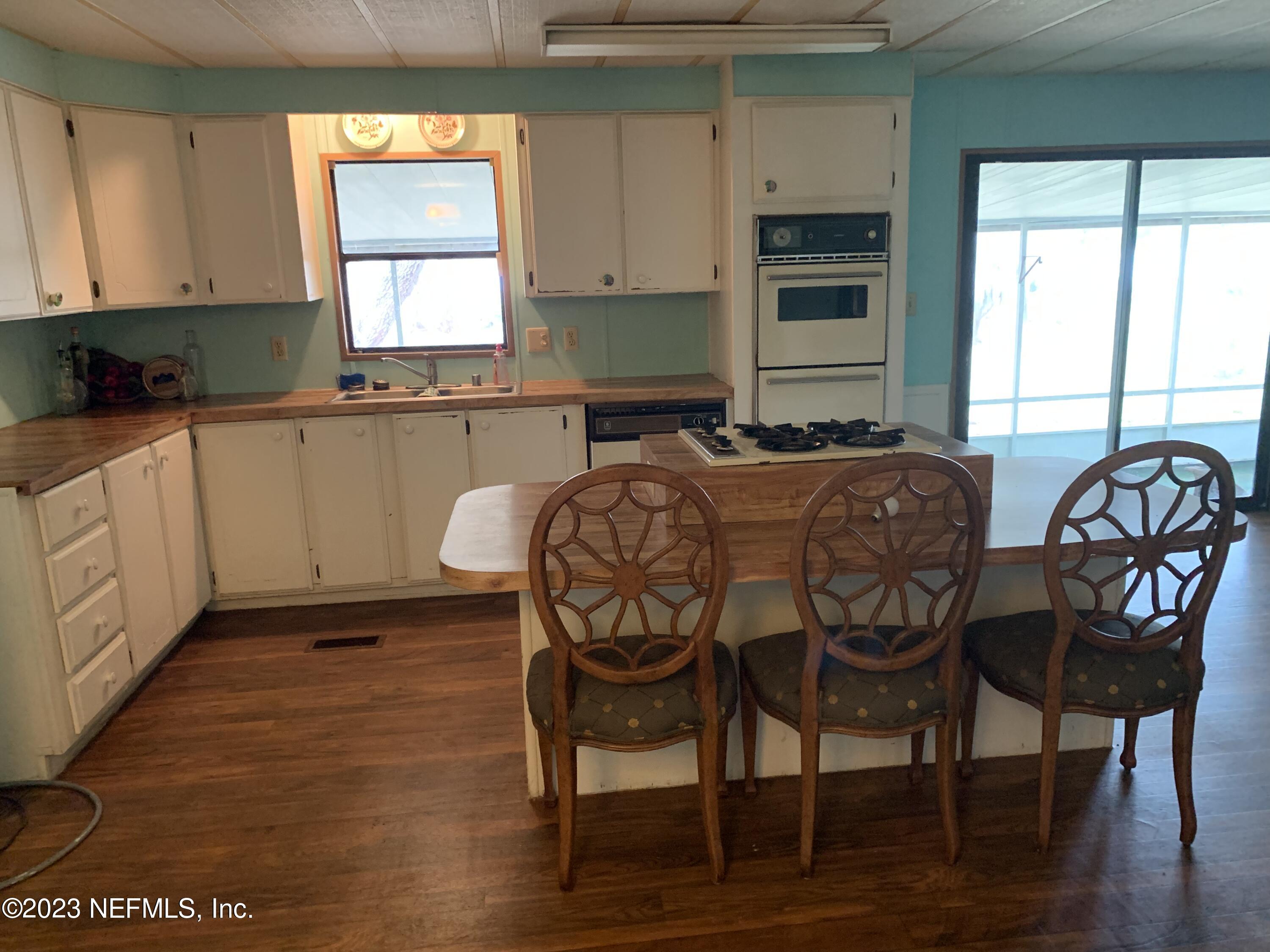 199 Clear Lake Road Crescent City, FL 32112 - Photo 9 of 30 33E7A93F-88BB-4895-B53E-2113EEB1104A