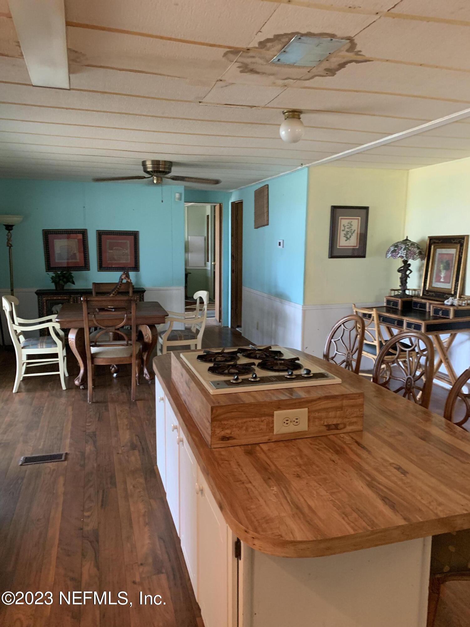 199 Clear Lake Road Crescent City, FL 32112 - Photo 10 of 30 43EDDB3D-6E5C-473E-8095-6678451C022E