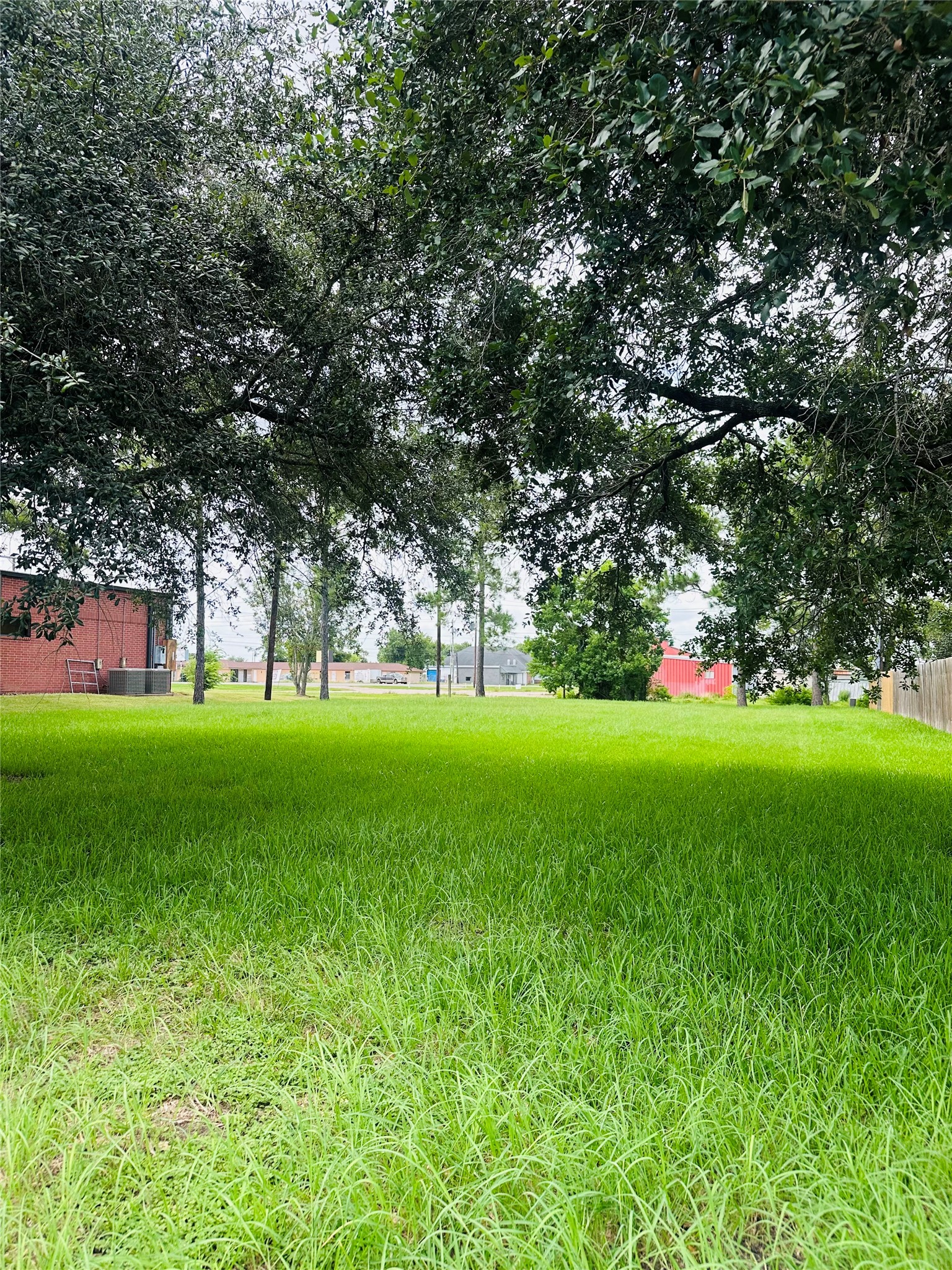 101 Knight Street Angleton, TX 77515 - Photo 3 of 5 Gallery Image 3