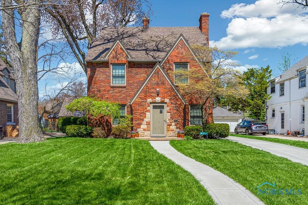 3324 Kirkwall Road Toledo, OH 43606 - Photo 1 of 45 Gallery Image 1