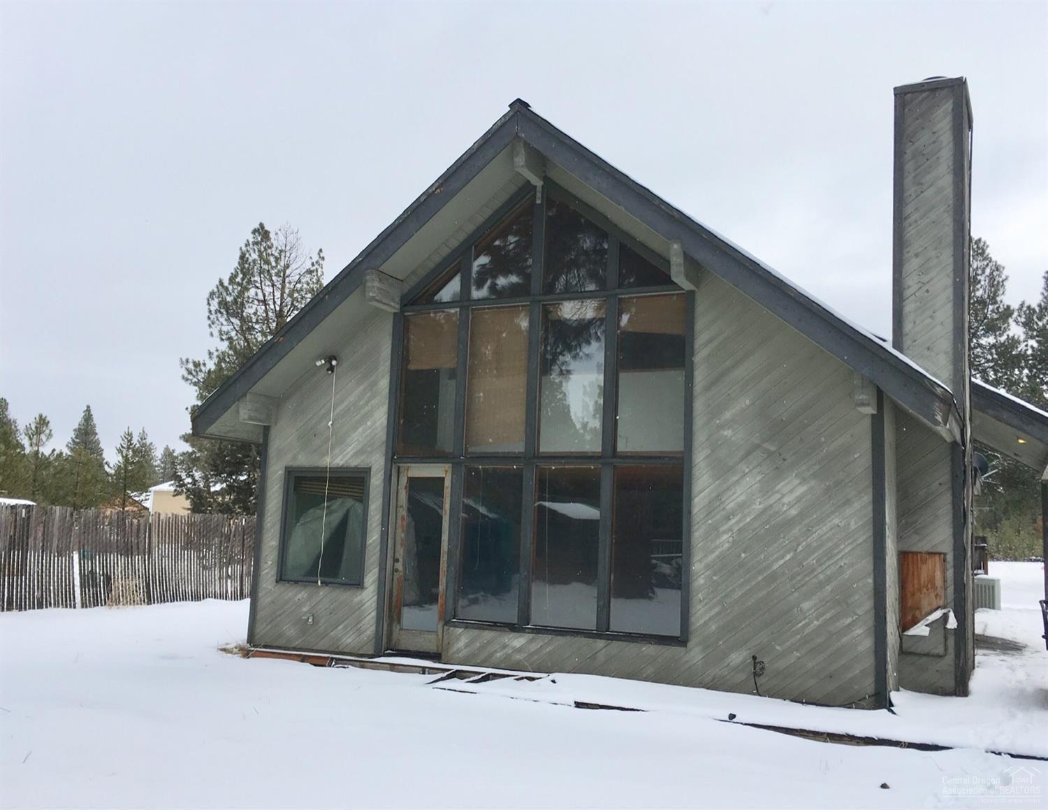 60207 Cheyenne Road Bend, OR 97702 - Photo 1 of 9 Gallery Image 1