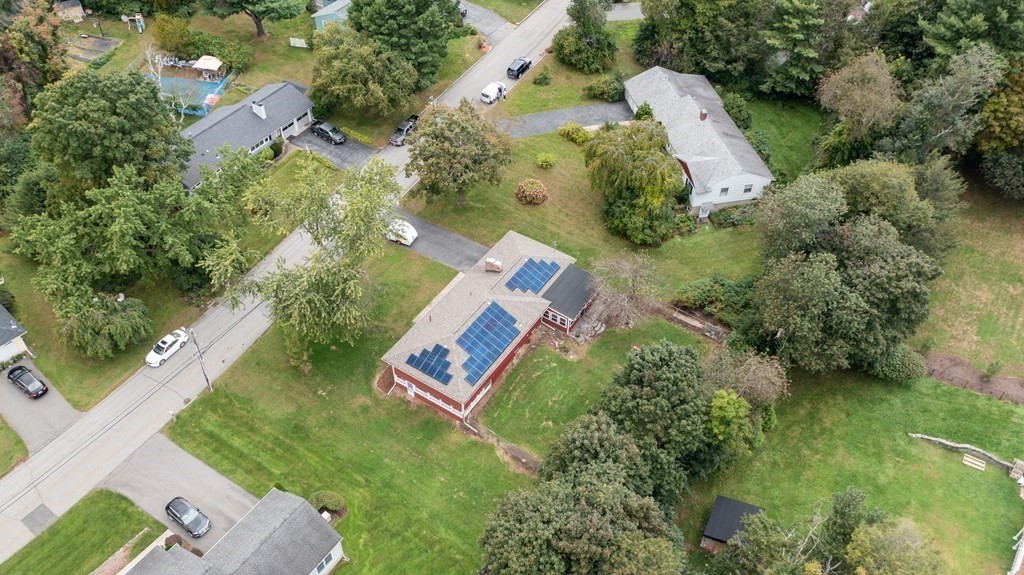 13 Red Coat Road Framingham, MA 01701 - Photo 3 of 26 Gallery Image 3