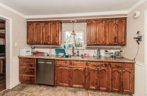 $399,000 | 836 12th Street, Orange Cove, CA 93646
