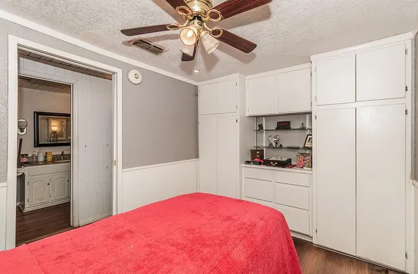 $399,000 | 836 12th Street, Orange Cove, CA 93646