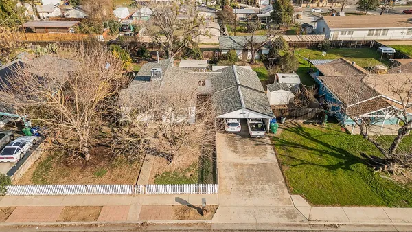 $399,000 | 836 12th Street, Orange Cove, CA 93646