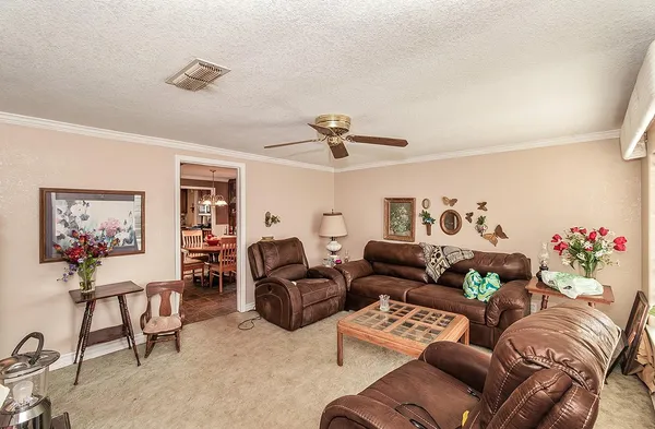 $399,000 | 836 12th Street, Orange Cove, CA 93646