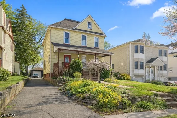 $3,100 | 31 Park Avenue, Dumont, NJ 07628