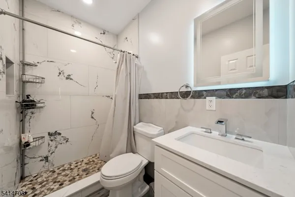 $3,100 | 31 Park Avenue, Dumont, NJ 07628