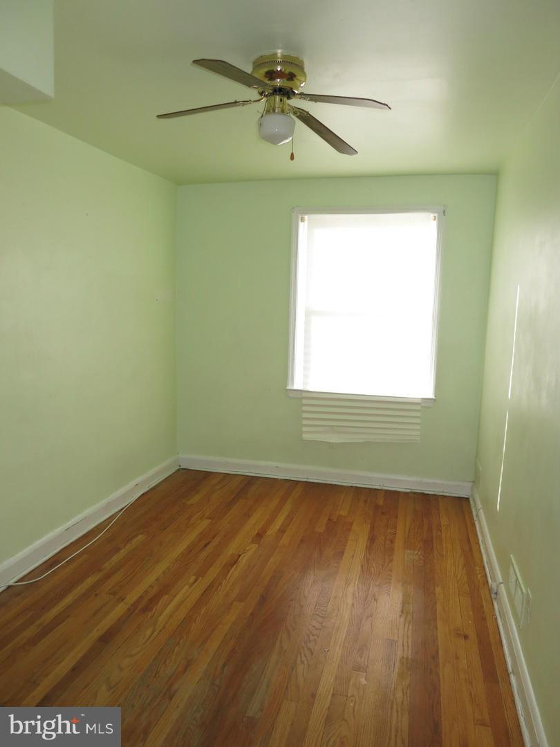 723 South Woodington Road Baltimore, MD 21229 - Photo 8 of 9 Bedroom