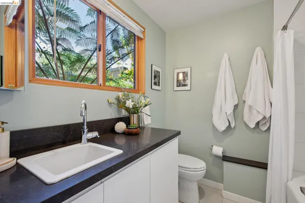 $1,690,000 | 1260 63rd Street, Emeryville, CA 94608