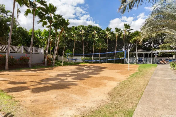 $2,000 | 493 Mananai Place, Unit 31V, Honolulu, HI 96818