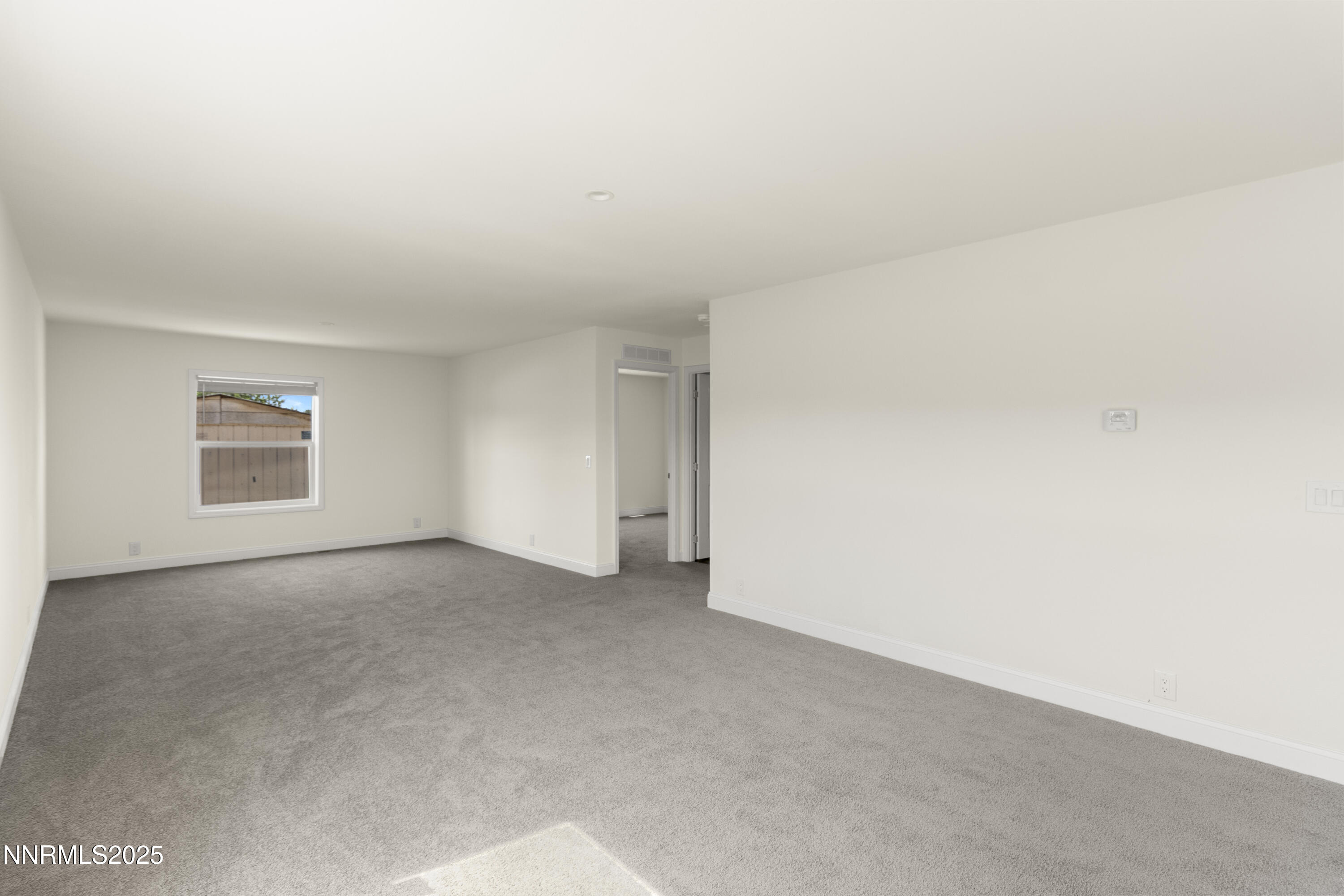 4040 Goldfinch Drive Reno, NV 89508 - Photo 13 of 24 4040 Goldfinch Dr 11