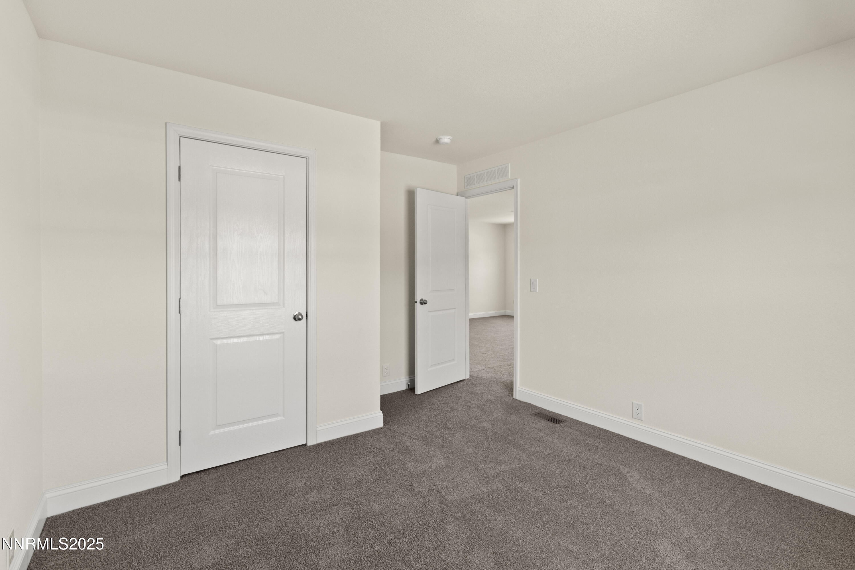 4040 Goldfinch Drive Reno, NV 89508 - Photo 16 of 24 4040 Goldfinch Dr 20