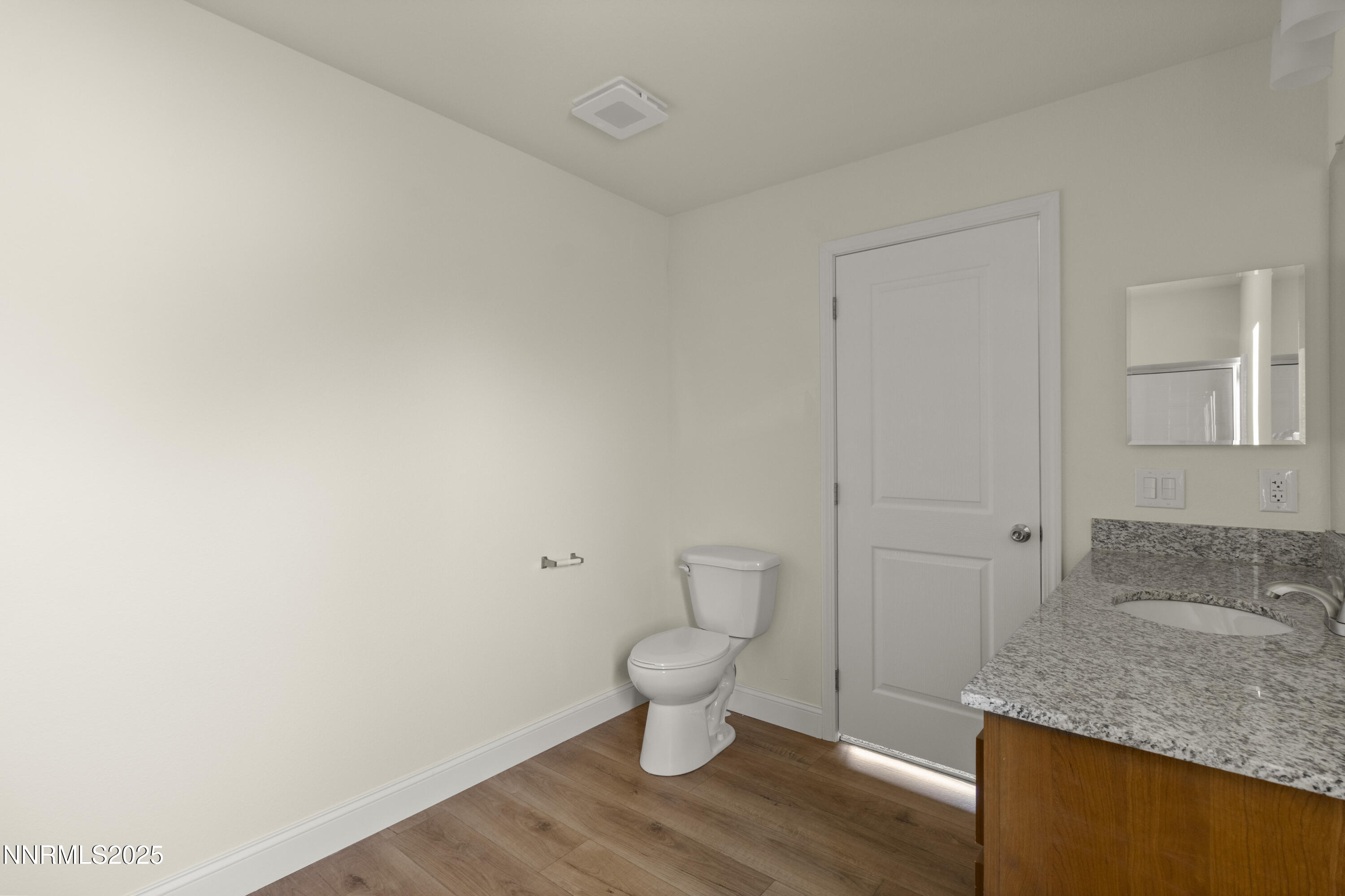 4040 Goldfinch Drive Reno, NV 89508 - Photo 23 of 24 4040 Goldfinch Dr 18