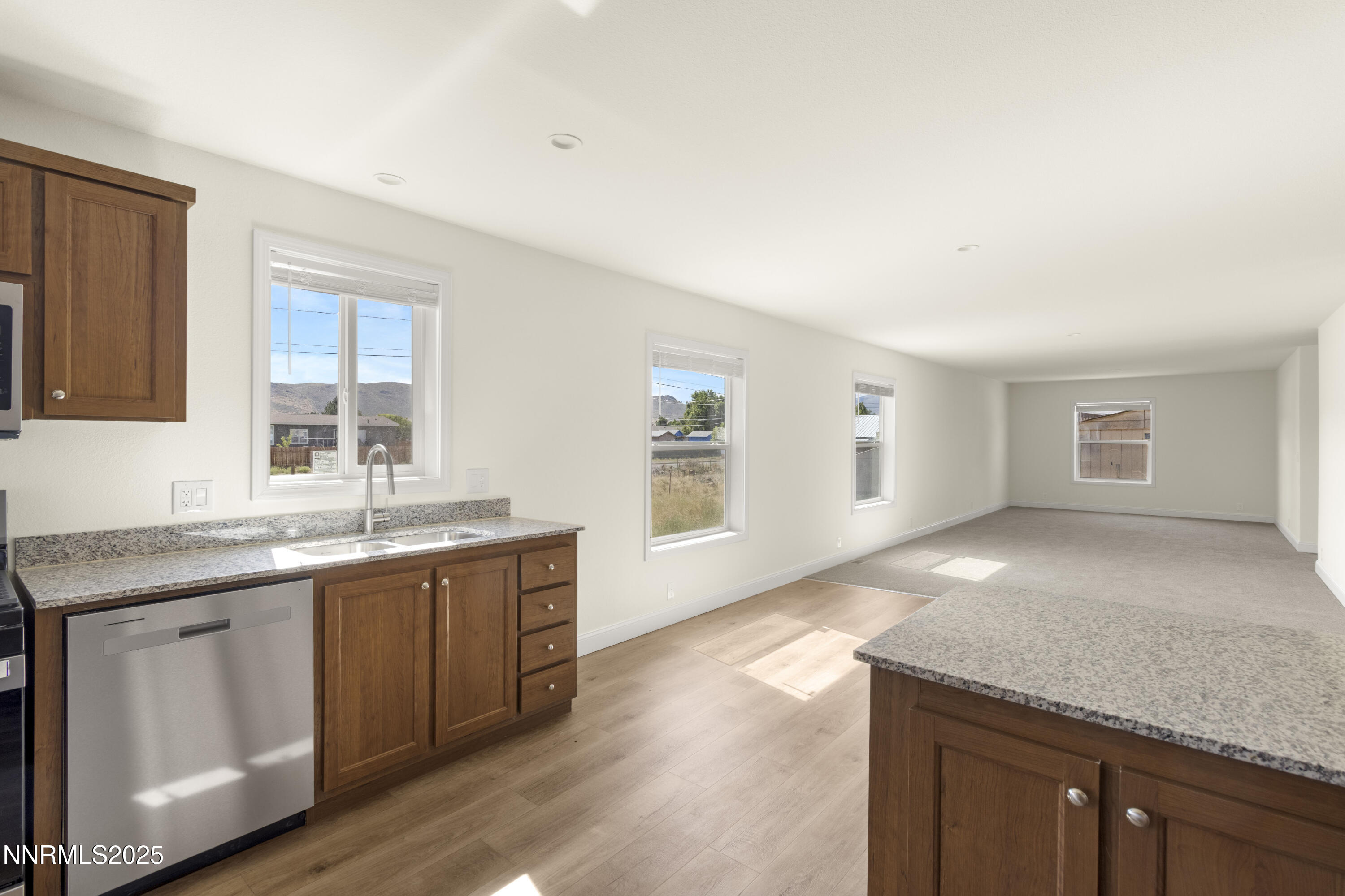 4040 Goldfinch Drive Reno, NV 89508 - Photo 9 of 24 4040 Goldfinch Dr 10