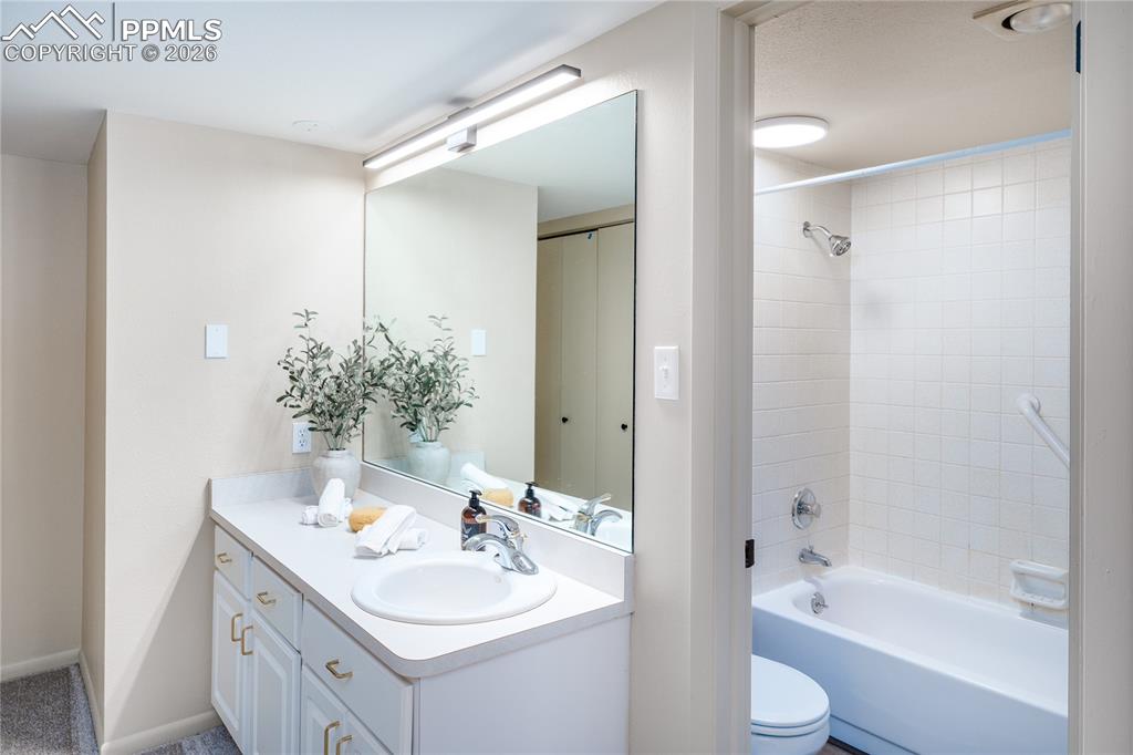 1082 Fontmore Road, Unit D Colorado Springs, CO 80904 - Photo 18 of 32