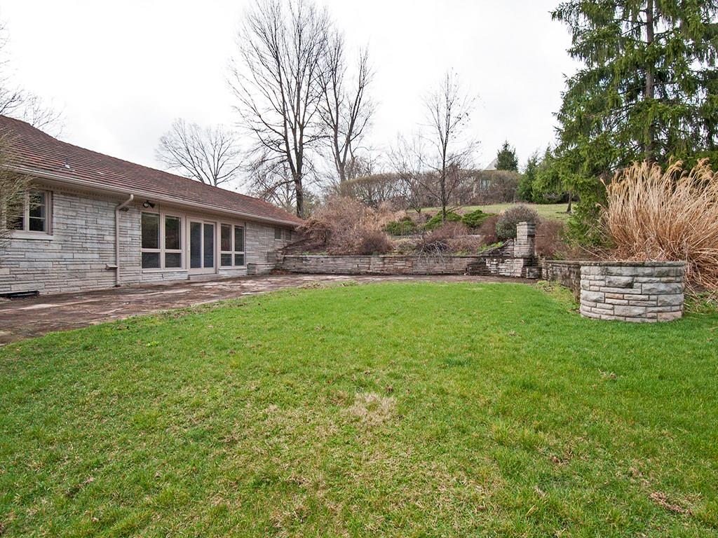 901 West Waldheim Road Fox Chapel, PA 15215 - Photo 2 of 24 Gallery Image 2