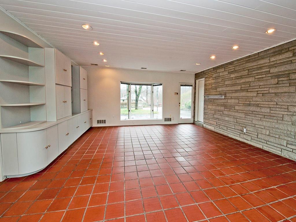 901 West Waldheim Road Fox Chapel, PA 15215 - Photo 18 of 24 Gallery Image 18
