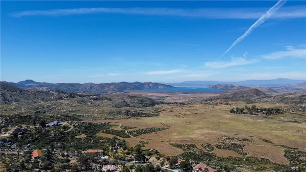 $899,900 | 28280 Rawlings Road, Hemet, CA 92544