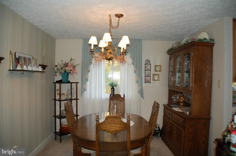 8321 Magic Leaf Road Springfield, VA 22153 - Photo 3 of 28 Dining Room