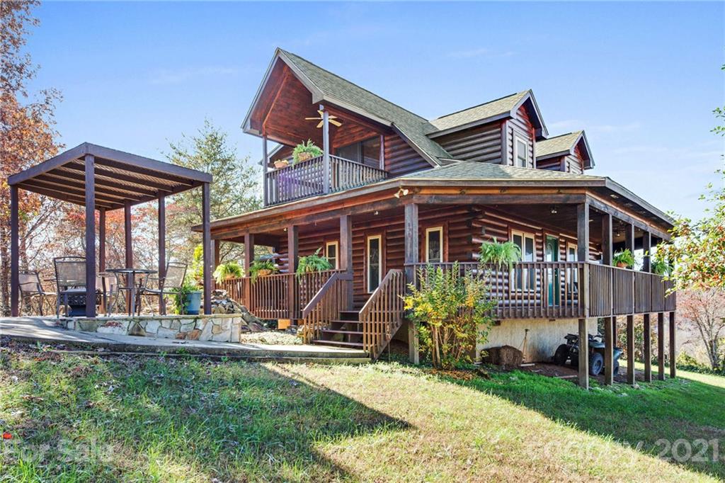 976 Freemantown Road Rutherfordton, NC 28139 - Photo 2 of 23 front view of house with a yard