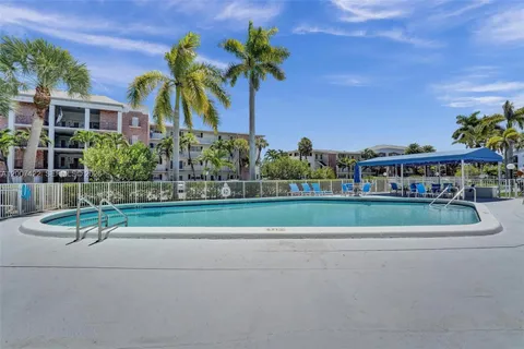 $229,900 | 455 Paradise Isle Boulevard, Unit 104, Hallandale Beach, FL 33009