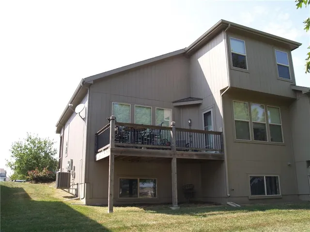 $369,000 | 1309 158th Terrace, Basehor, KS 66007