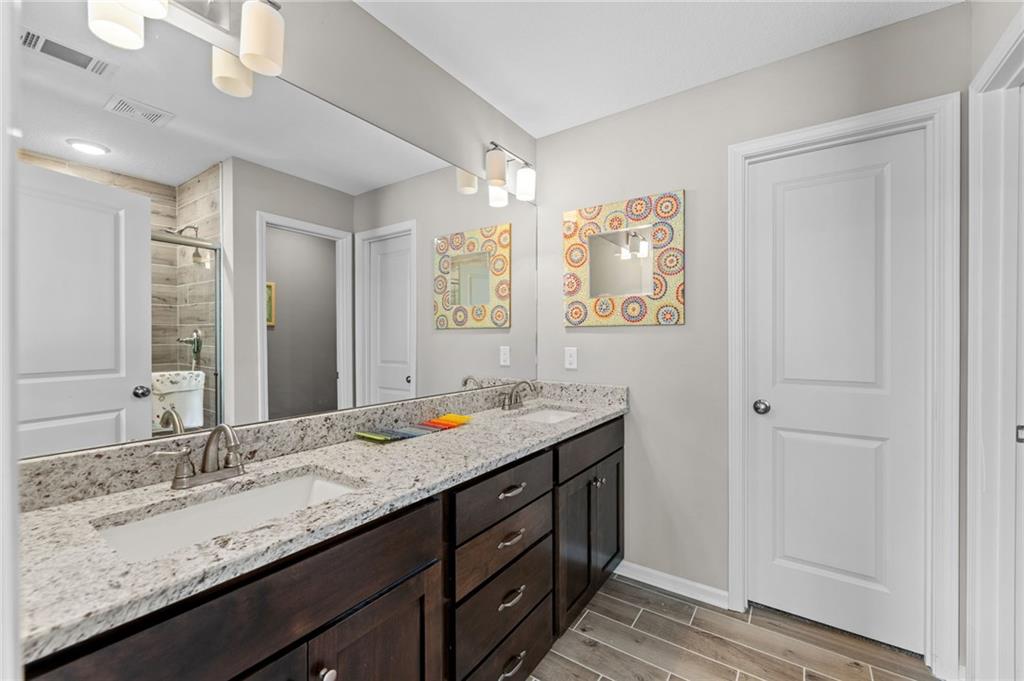 1309 158th Terrace Basehor, KS 66007 - Photo 25 of 32