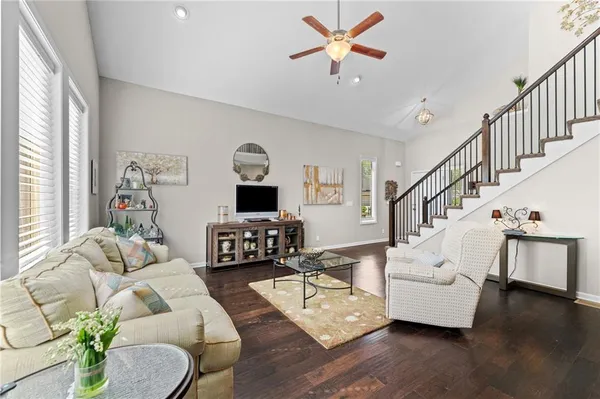 $340,000 | 1309 158th Terrace, Basehor, KS 66007