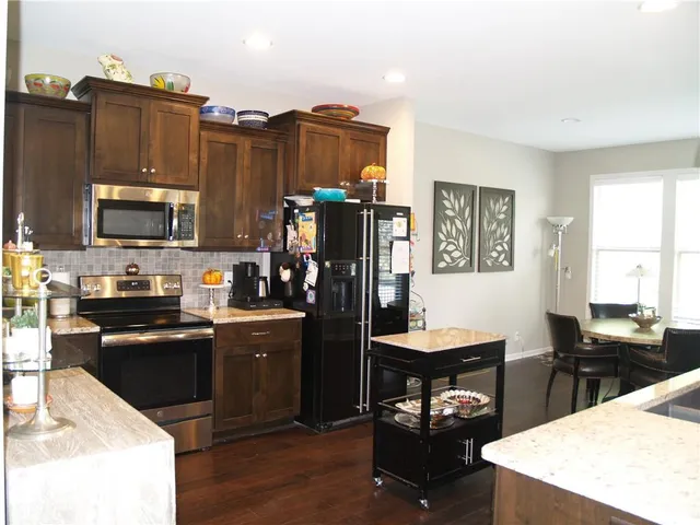 $369,000 | 1309 158th Terrace, Basehor, KS 66007