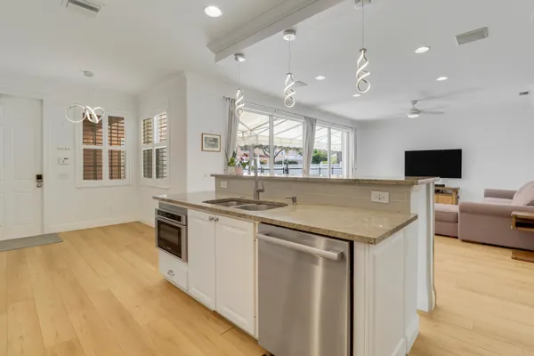 $1,449,900 | 136 Newcastle Drive, Jupiter, FL 33458