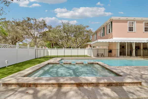 $1,449,900 | 136 Newcastle Drive, Jupiter, FL 33458