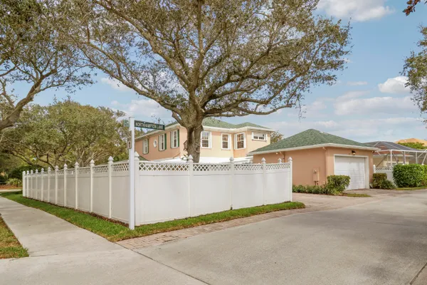 $1,449,900 | 136 Newcastle Drive, Jupiter, FL 33458