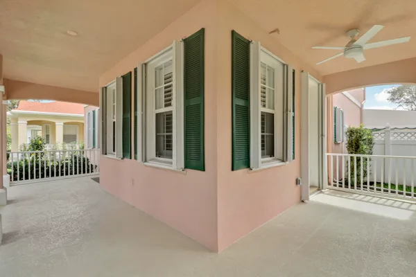 $1,449,900 | 136 Newcastle Drive, Jupiter, FL 33458