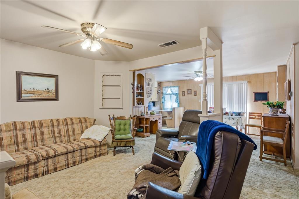 1910 Goodnight Boulevard Wills Point, TX 75169 - Photo 5 of 37 a living room with furniture