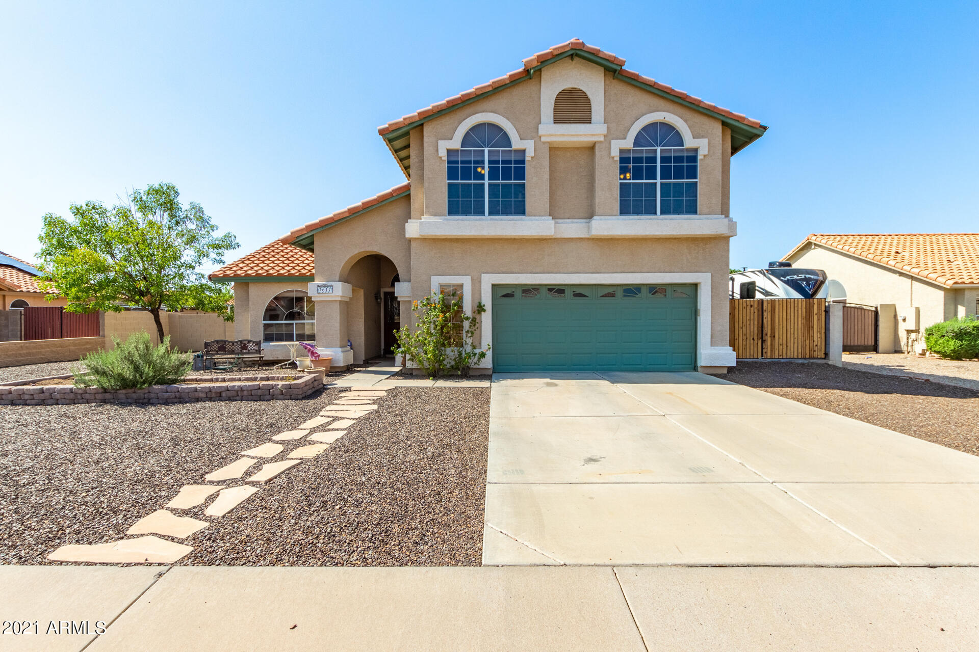 7617 West Hearn Road Peoria, AZ 85381 - Photo 1 of 38 Front of House
