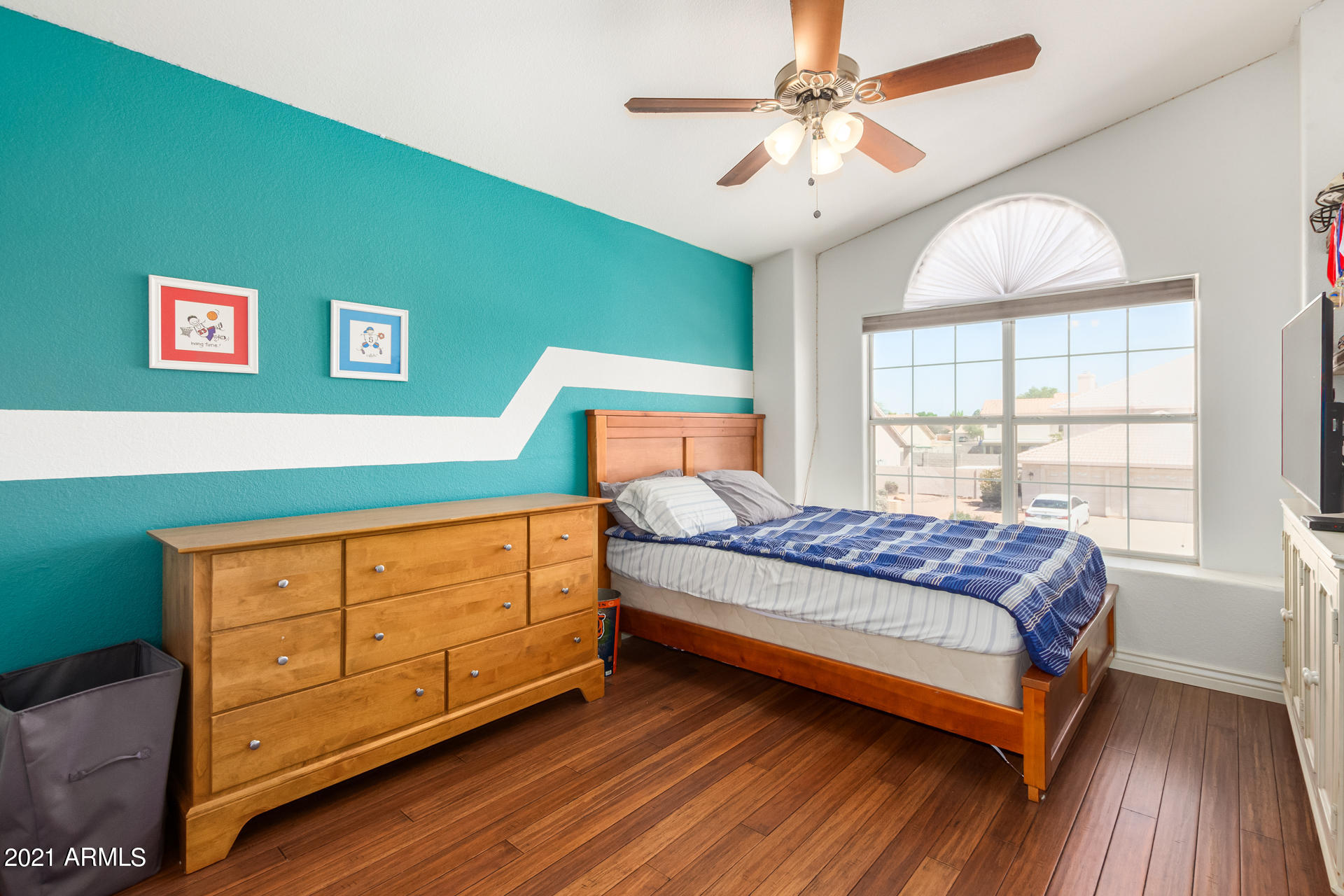 7617 West Hearn Road Peoria, AZ 85381 - Photo 26 of 38 Bedroom 2