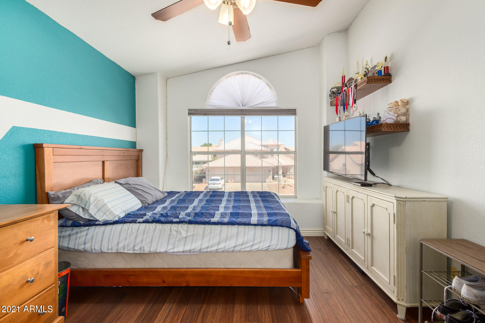7617 West Hearn Road Peoria, AZ 85381 - Photo 27 of 38 Bedroom 2