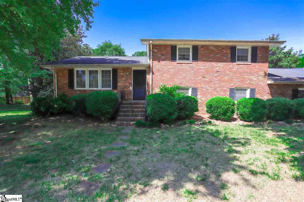 702 Wembley Road Greenville, SC 29607 - Photo 14 of 18