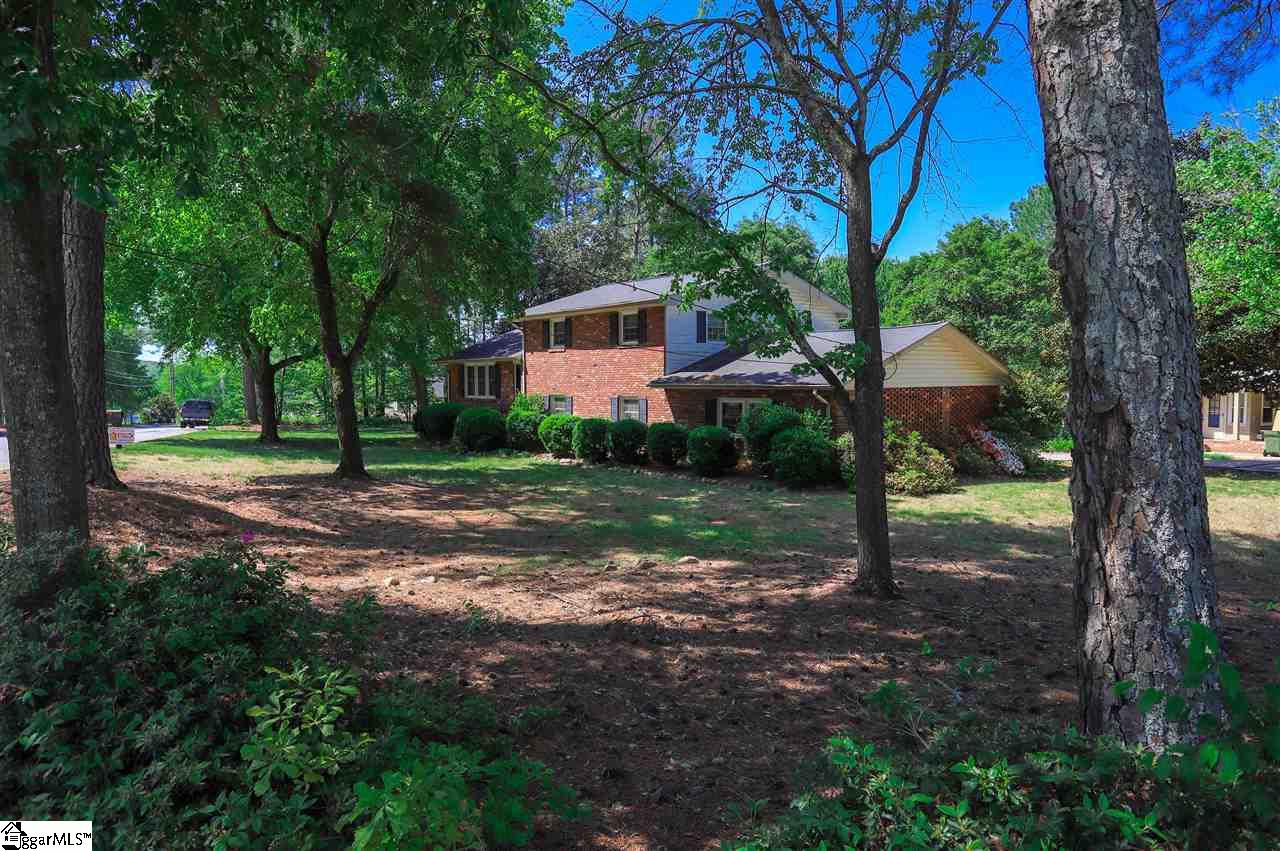 702 Wembley Road Greenville, SC 29607 - Photo 16 of 18