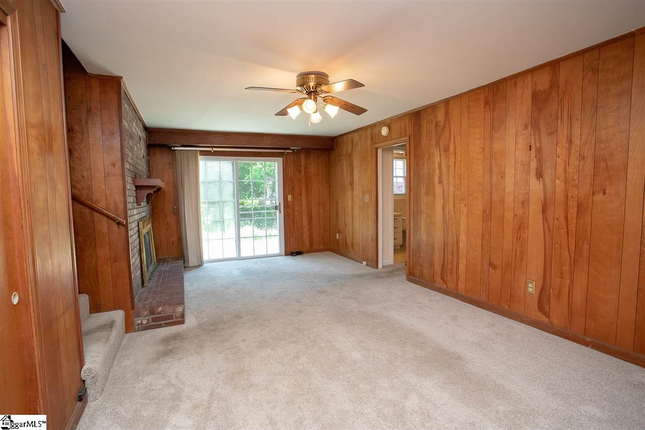 702 Wembley Road Greenville, SC 29607 - Photo 9 of 18