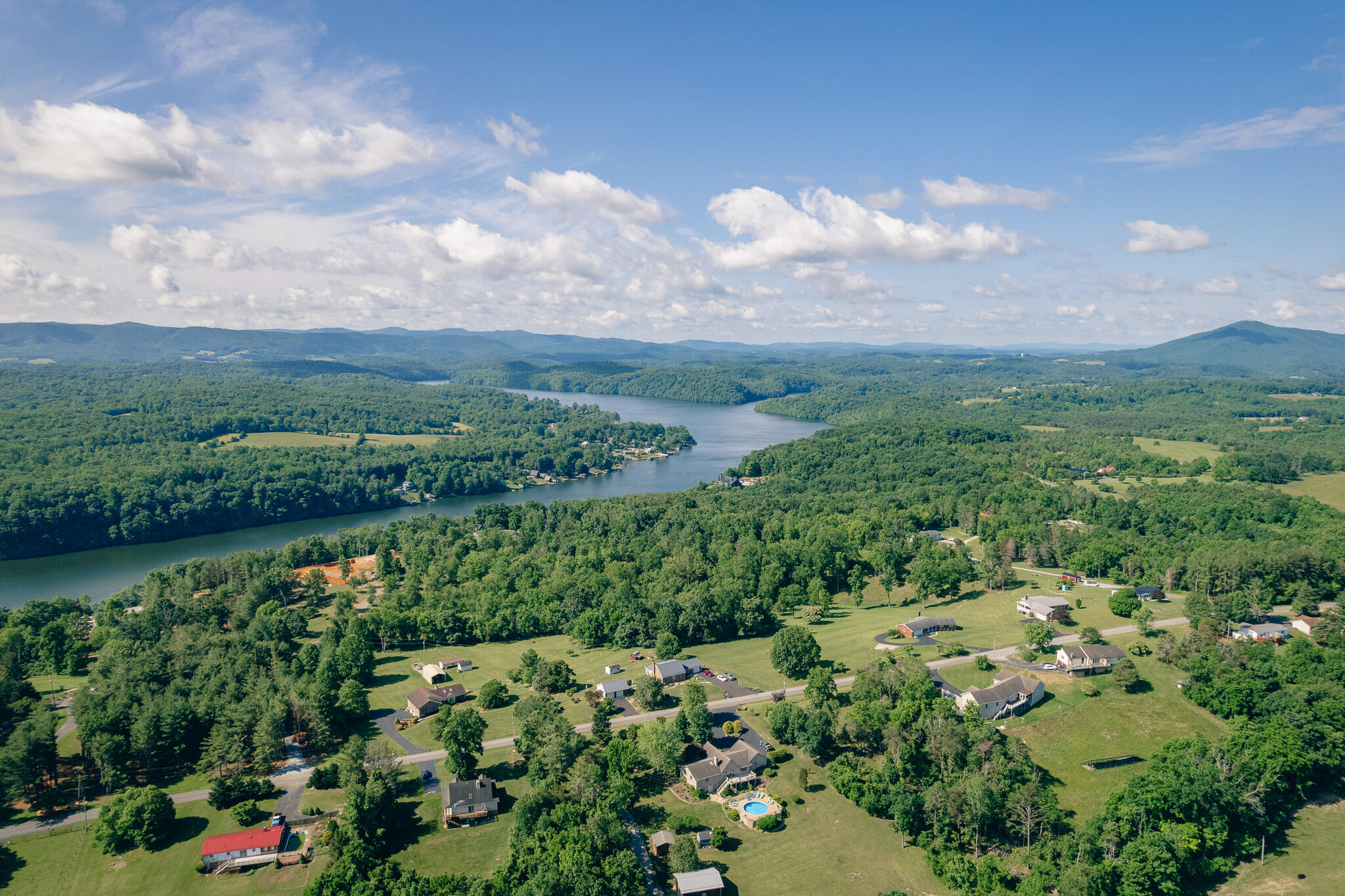 5145 Deertrot Road Dublin, VA 24084 - Photo 31 of 32 Perdue pic 31