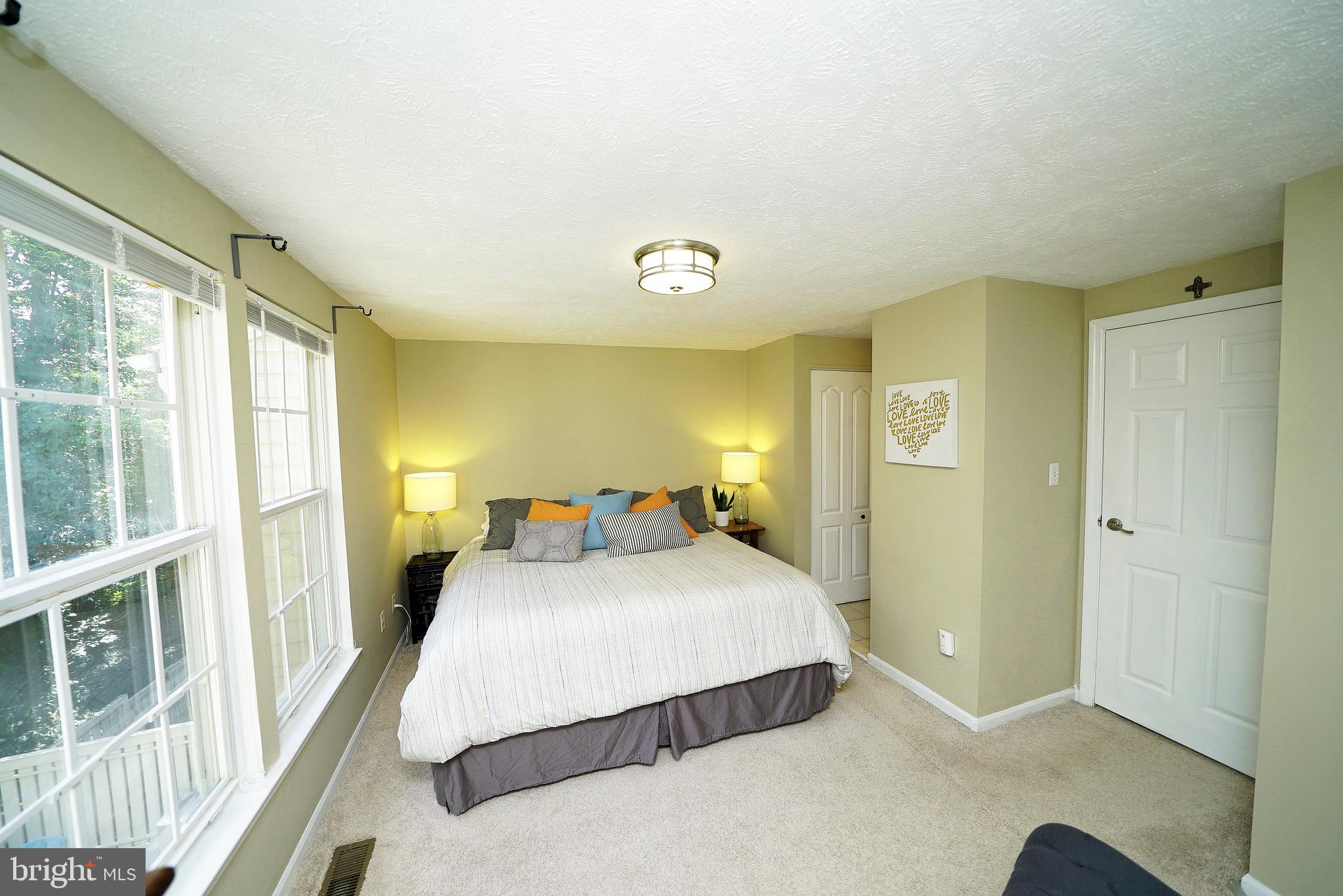 11924 Fieldthorn Court Reston, VA 20194 - Photo 21 of 26 MASTER BEDROOM 3