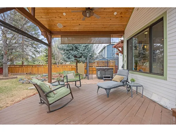 a building outdoor space with patio furniture