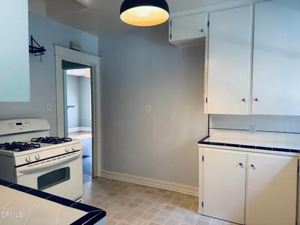 $4,750 | 742 North Mentor Avenue, Pasadena, CA 91104