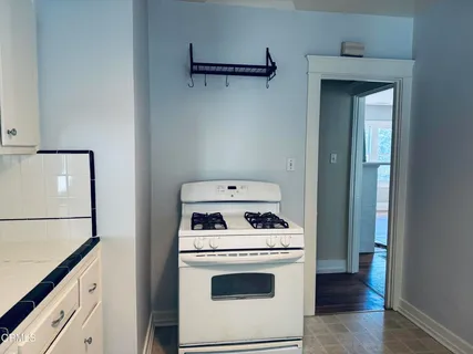 $4,750 | 742 North Mentor Avenue, Pasadena, CA 91104