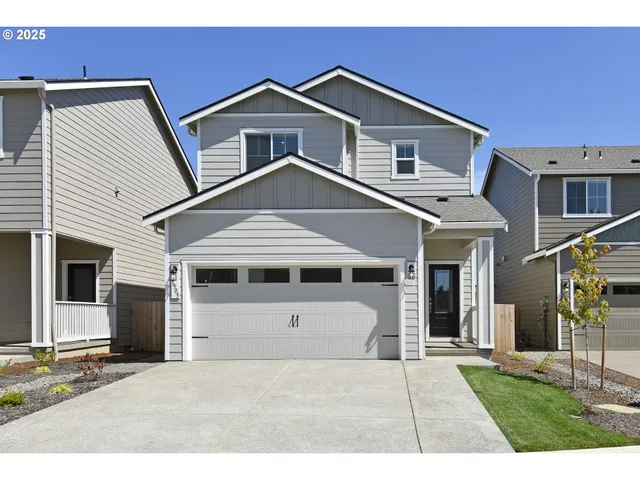 $469,900 | 3905 Southwest Duniway Lane, Gresham, OR 97080