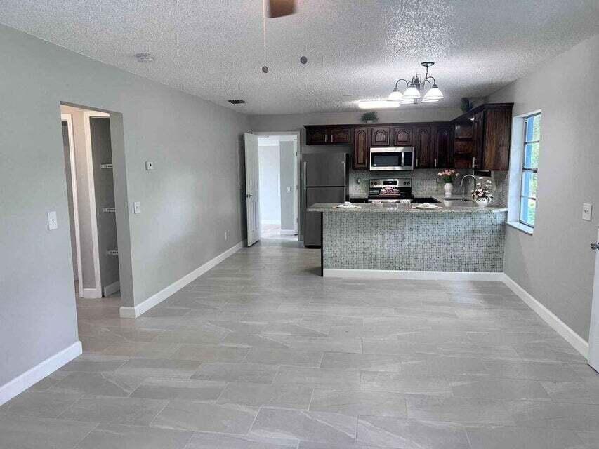 2410 South Brocksmith Road Fort Pierce, FL 34945 - Photo 11 of 65 Brocksmith 11